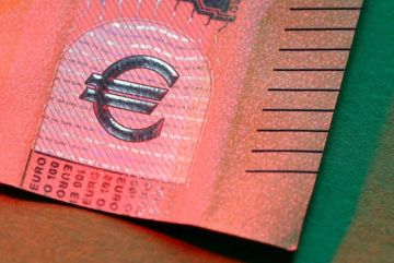 سعر اليورو يواجه أسوأ أداء ربع سنوي منذ 2024