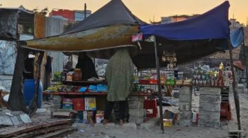 الاقتصاد بغزة: إجراءات لضبط الأسعار في ظل نقص السلع الاقتصاد بغزة: إجراءات لضبط الأسعار في ظل نقص السلع