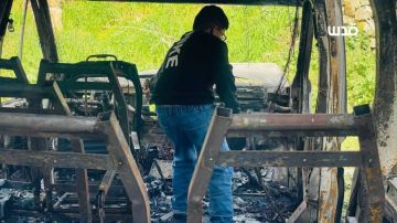 جالود تحت نار المستوطنين: 3 إصابات وإحراق مركبات ومبنى المجلس القروي