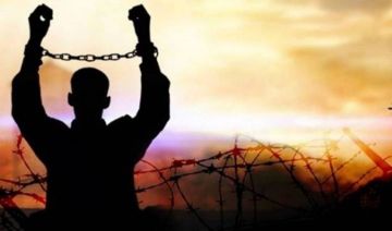 انضمام أربعة أسرى للإضراب.. تسعة أسرى يواصلون الإضراب عن الطعام انضمام أربعة أسرى للإضراب.. تسعة أسرى يواصلون الإضراب عن الطعام