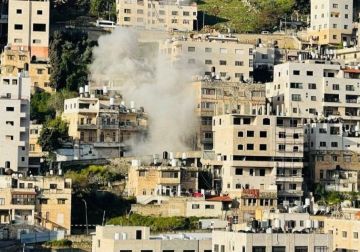 الاحتلال يفجر منزلا في مدينة نابلس الاحتلال يفجر منزلا في مدينة نابلس