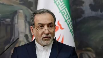 عراقجي يرد على روبيو: لم يصدر عن إيران أي تهديد مزعوم ضد أمريكا عراقجي يرد على روبيو: لم يصدر عن إيران أي تهديد مزعوم ضد أمريكا