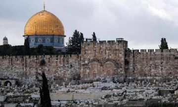 الأردن يطالب الاحتلال بالكف عن التصرفات الاستفزازية في المسجد الأقصى