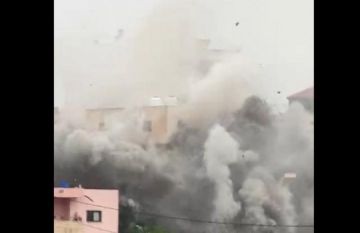 الاحتلال يفجر منزل الأسير عزمي أبو هليل في دورا