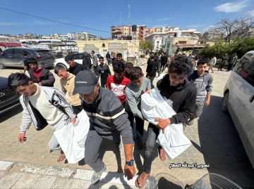 استشهاد مواطن وطفله وإصابة آخرين في قصف إسرائيلي على غزة استشهاد مواطن وطفله وإصابة آخرين في قصف إسرائيلي على غزة