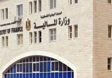 المالية: رواتب الموظفين اليوم الأربعاء بنسبة لا تقل عن 50 وبحد أدناه 2000 شيكل