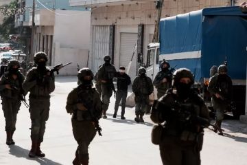 بينهم أسرى محررون.. الاحتلال ينفذ حملة اعتقالات واسعة بالضفة