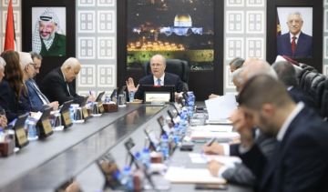 مجلس الوزراء يبحث تصعيد المستوطنين ويقر قرارات تتعلق بالتعليم وعطلة عيد مجلس الوزراء يبحث تصعيد المستوطنين ويقر قرارات تتعلق بالتعليم وعطلة عيد