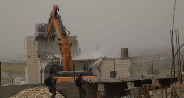 الاحتلال ينفذ عمليات هدم وتجريف في جنين ونابلس وقلقيلية الاحتلال ينفذ عمليات هدم وتجريف في جنين ونابلس وقلقيلية