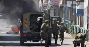 اعتقالات واقتحامات في عدة بلدات في الضفة الغربية