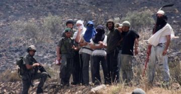 مستوطنون يختطفون طفلا وشابين جنوب نابلس