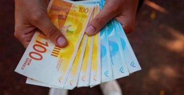 وزارة العمل تطلق دفعة مساعدات نقدية جديدة للنساء العالقات من غزة في الضفة