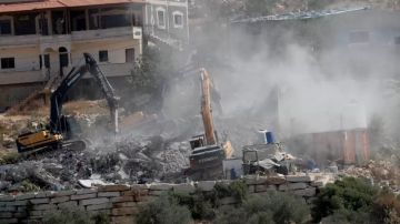 خلال الربع الأول من 2026.. الاحتلال يهدم 102 منشأة سكنية وخدمية في الضفة والقدس خلال الربع الأول من 2026.. الاحتلال يهدم 102 منشأة سكنية وخدمية في الضفة والقدس