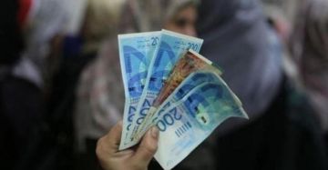 خبير مالي: الحصار غير مسبوق وخسائر حادة بخزينة السلطة