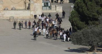 قطر: رفع مستوطنين أعلام الاحتلال بالأقصى استفزاز لمشاعر المسلمين