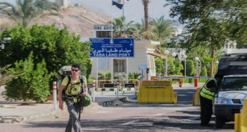 القاهرة تنفي: لا صحة لادعاءات سائح إسرائيلي بشأن واقعة طابا