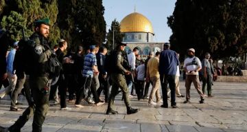 خلال أسبوع.. أكثر من 2130 مستوطنًا اقتحموا الأقصى وسط دعوات للحشد والرباط فيه