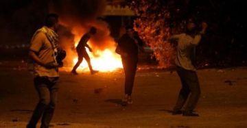 الخليل.. مواجهات بين الشبان والاحتلال في مخيم العروب