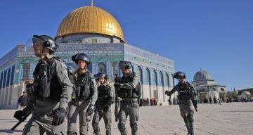 لليوم الـ33.. الاحتلال يواصل إغلاق الأقصى وسط تحريض لاقتحامه خلال 