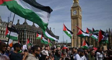 تحرك برلماني بريطاني واسع.. 75 نائباً يطالبون بعقوبات شاملة وحظر تسليح الاحتلال