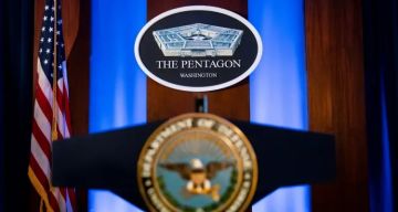 البنتاغون يقيل وزير البحرية فجأة.. خلافات داخلية وإصلاحات متعثرة خلف القرار