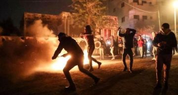 بالفيديو والصور  شهيد في سلواد وإصابة جنديين إسرائيليين في عملية طعن ومواجهات