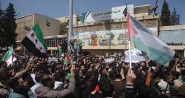 دمشق.. مظاهرة للتنديد بقانون 