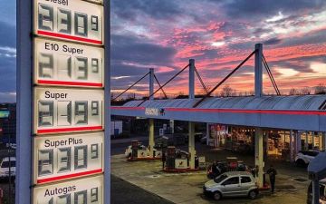 الاتحاد الأوروبي يحذر من صدمة طاقة بسبب الصراع الإيراني