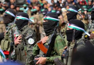 حماس تبلغ الوسطاء: لن نسلم السلاح بدون ضمانات