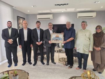 بالصور وفد قيادي من حماس يختتم زيارة رسمية إلى ماليزيا