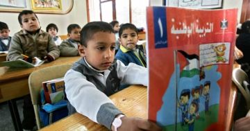 التربية: تمديد الفصل الدراسي الثاني وإعادة جدولة الإمتحانات