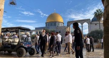 147 مستوطنا يقتحمون الأقصى وسط دعوات فلسطينية للحشد والرباط في المسجد