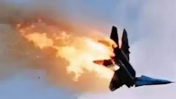 بالفيديو والصور إسقاط مقاتلة أمريكية في إيران.. وواشنطن تكشف مصير الطيارين بالفيديو والصور إسقاط مقاتلة أمريكية في إيران.. وواشنطن تكشف مصير الطيارين