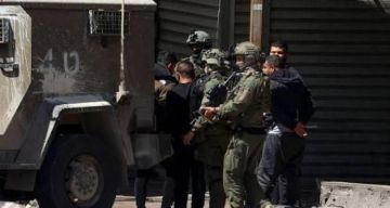 اعتقالات واعتداءات متواصلة للاحتلال والمستوطنين في عدة مناطق بالضفة الغربية