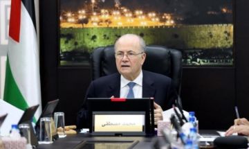 رئيس الوزراء يوجه الجهات المختصة بتجميد العمل بنظام صافي الفوترة