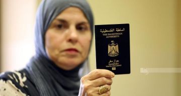 تقرير سلطة رام الله تحتجز جوازات سفر الغزيين بذريعة المنع الأمني.. وتحول جواز السفر إلى ورقة مساومة