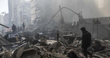 تصعيد إسرائيلي جنوبي لبنان يشمل قصفا وتفجيرات وتحذيرات للسكان