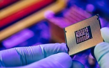 ارتفاع قياسي لأسهم الرقائق الأمريكية بدعم من إنتل والذكاء الاصطناعي