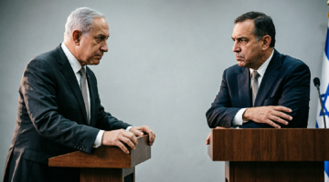 بينيت مطالبا نتنياهو بالاستقالة: الحكومة باعتنا أوهاما وكل الوعود الزائفة انقلبت علينا