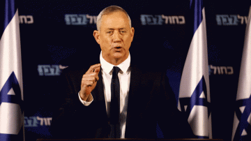 الاحتلال يقرر مصادرة أموال لعائلات أسرى وشهداء من القدس