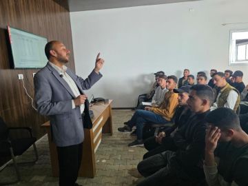 تقرير مدينة جامعية في خان يونس.. حاضنة بديلة لانتشال التعليم من بين الركام