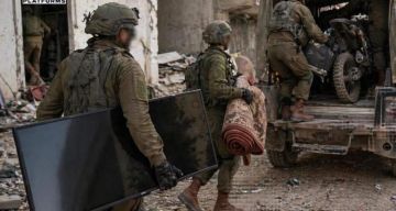 دراجات وأجهزة وأثاث وسجاد.. تقرير يكشف سرقات واسعة لجنود الاحتلال في جنوب لبنان