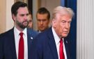 ترامب يكشف عن سبب إلغاء توجه نائبه فانس إلى باكستان