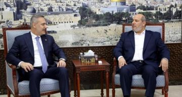 خلال زيارة فيدان للدوحة.. الرئيس أردوغان يعزي د. خليل الحية باستشهاد نجله