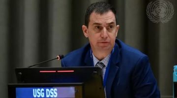 الاحتلال يهين ويحتجز مسؤولا أمميا في مطار بن غوريون