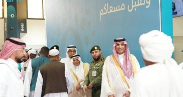 بالصور  السعودية: استقبال أولى أفواج حجاج بيت الله الحرام وسط جاهزية متكاملة