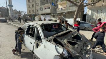 محدث استشهاد طفل إثر قصف إسرائيلي على مدينة غزة محدث استشهاد طفل إثر قصف إسرائيلي على مدينة غزة