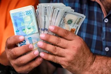عبر تجفيف السيولة.. الاحتلال يخرق اتفاق باريس ويعمق انهيار غزة الاقتصادي