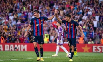 من هو معلق الكلاسيكو اليوم؟ الكشف عن هوية واصف قمة برشلونة وريال مدريد