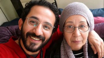 كيف ودع نجوم الفن والدة أحمد حلمي؟ كيف ودع نجوم الفن والدة أحمد حلمي؟